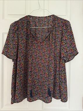Short Sleeve Floral Top